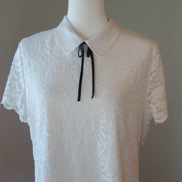 Karl Lagerfeld White Lace Women's Top with Fold Collar and Bow Size Large - Picture 3 of 16